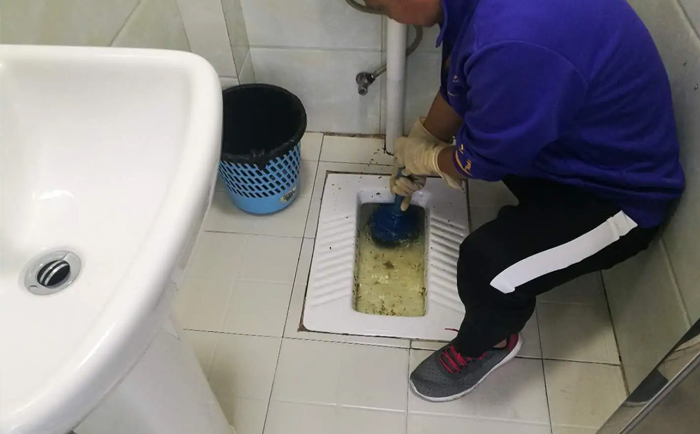 杂多疏通蹲坑
